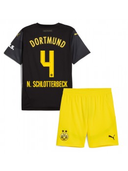 Otroški Nogometna dresi replika Borussia Dortmund Nico Schlotterbeck #4 Gostujoči 2024-25 Kratek rokav (+ hlače)